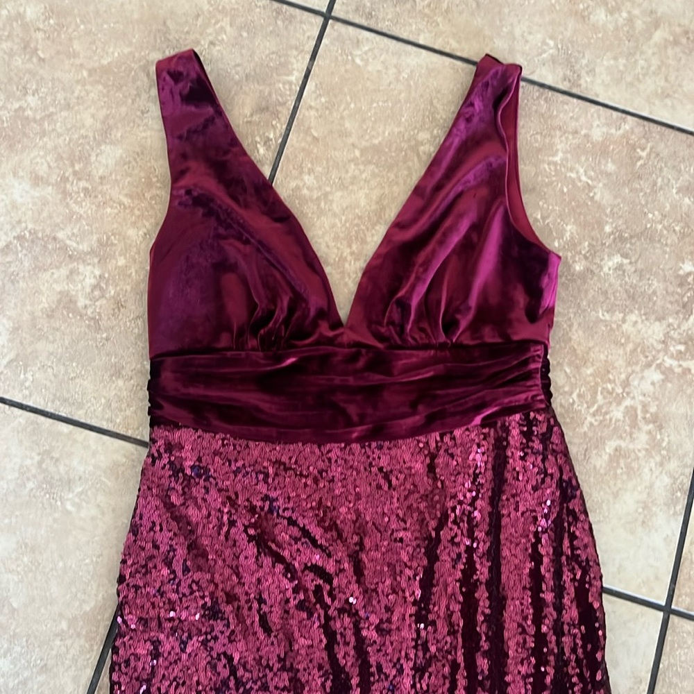 Sequence velvet prom dress maxi